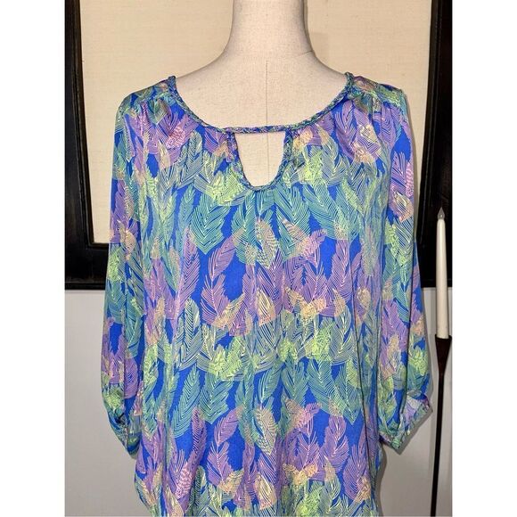American Eagle Tropical Blouse - Medium - Picture 3 of 7